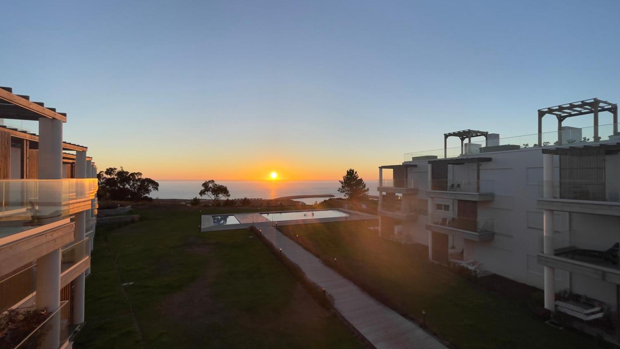 Mar A Vista - Condominium With Pool, Gym And Sea Views ナザレ エクステリア 写真