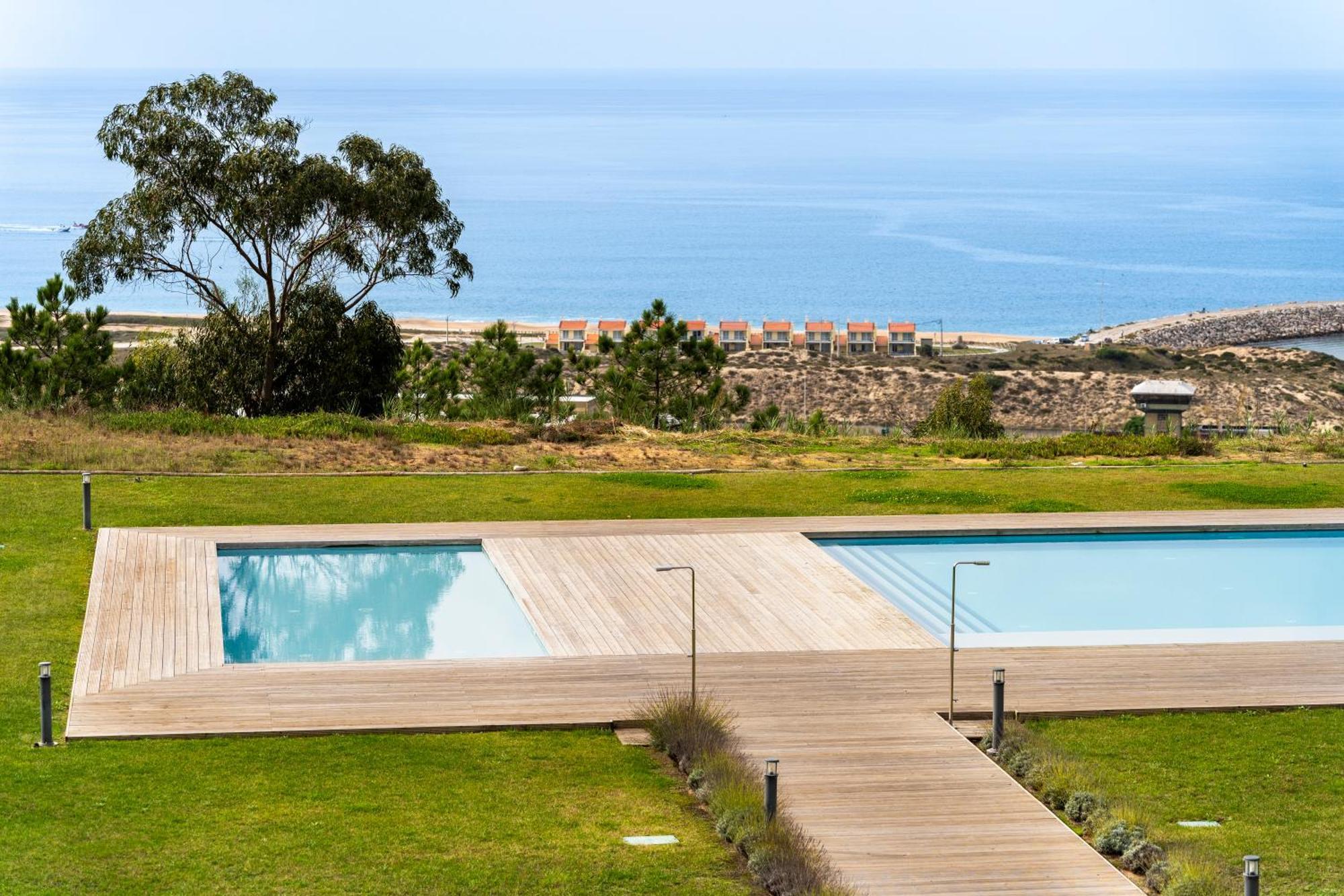 Mar A Vista - Condominium With Pool, Gym And Sea Views ナザレ 部屋 写真