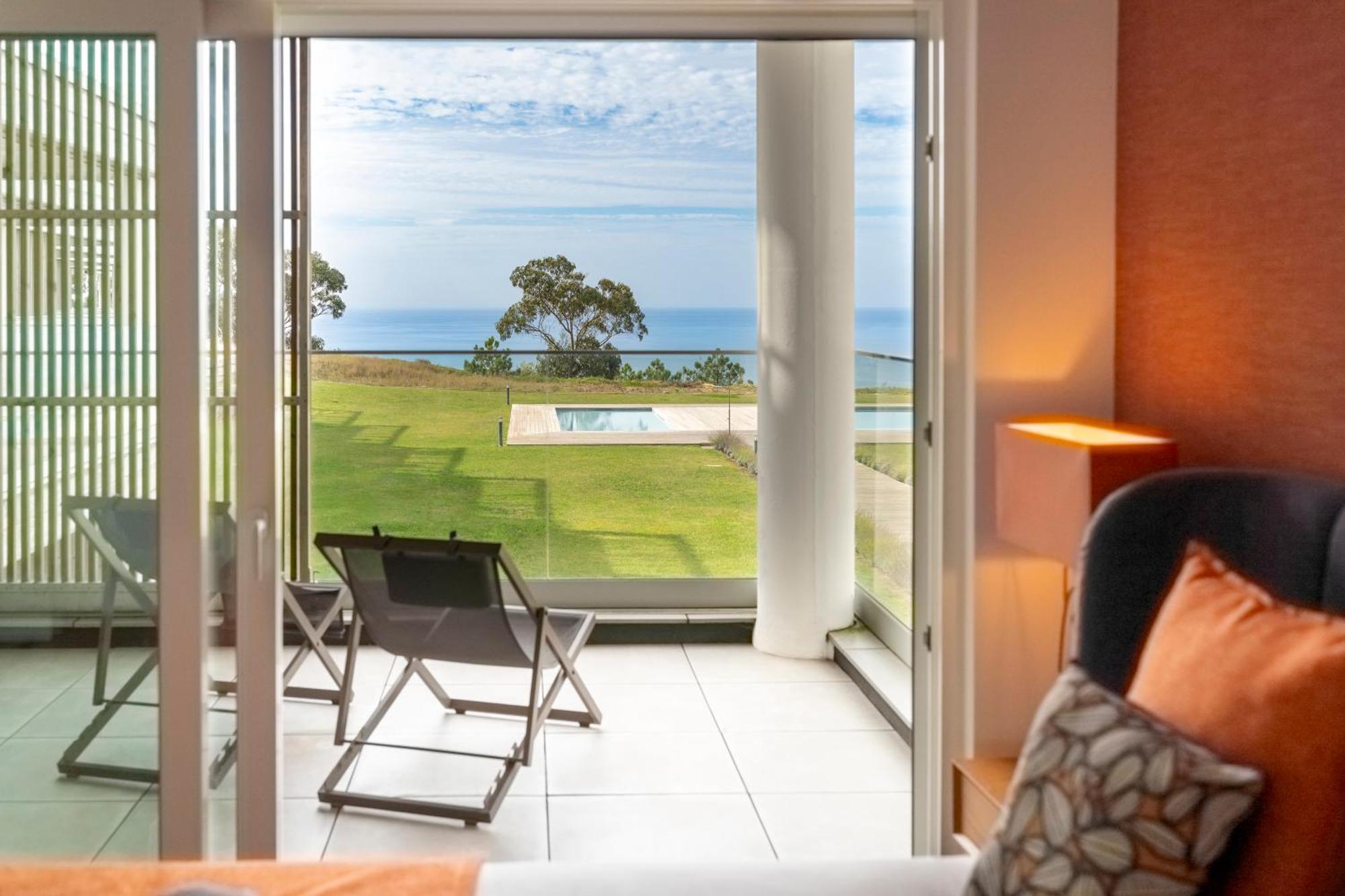 Mar A Vista - Condominium With Pool, Gym And Sea Views ナザレ エクステリア 写真